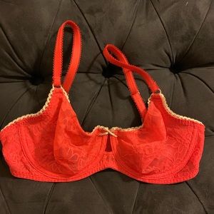 Wacoal 32D Red Lace Bra